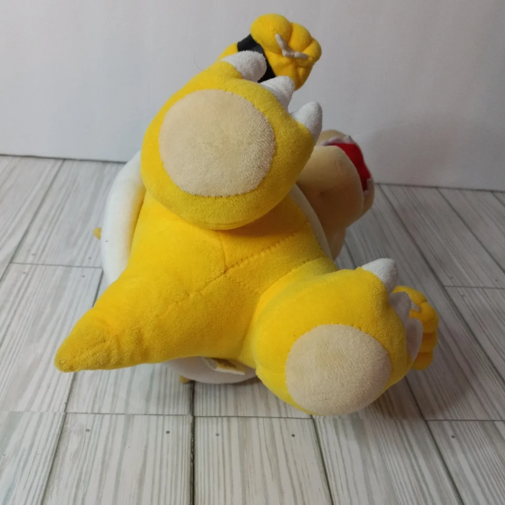 Nintendo Super Mario Bros King Koopa Bowser Plush
